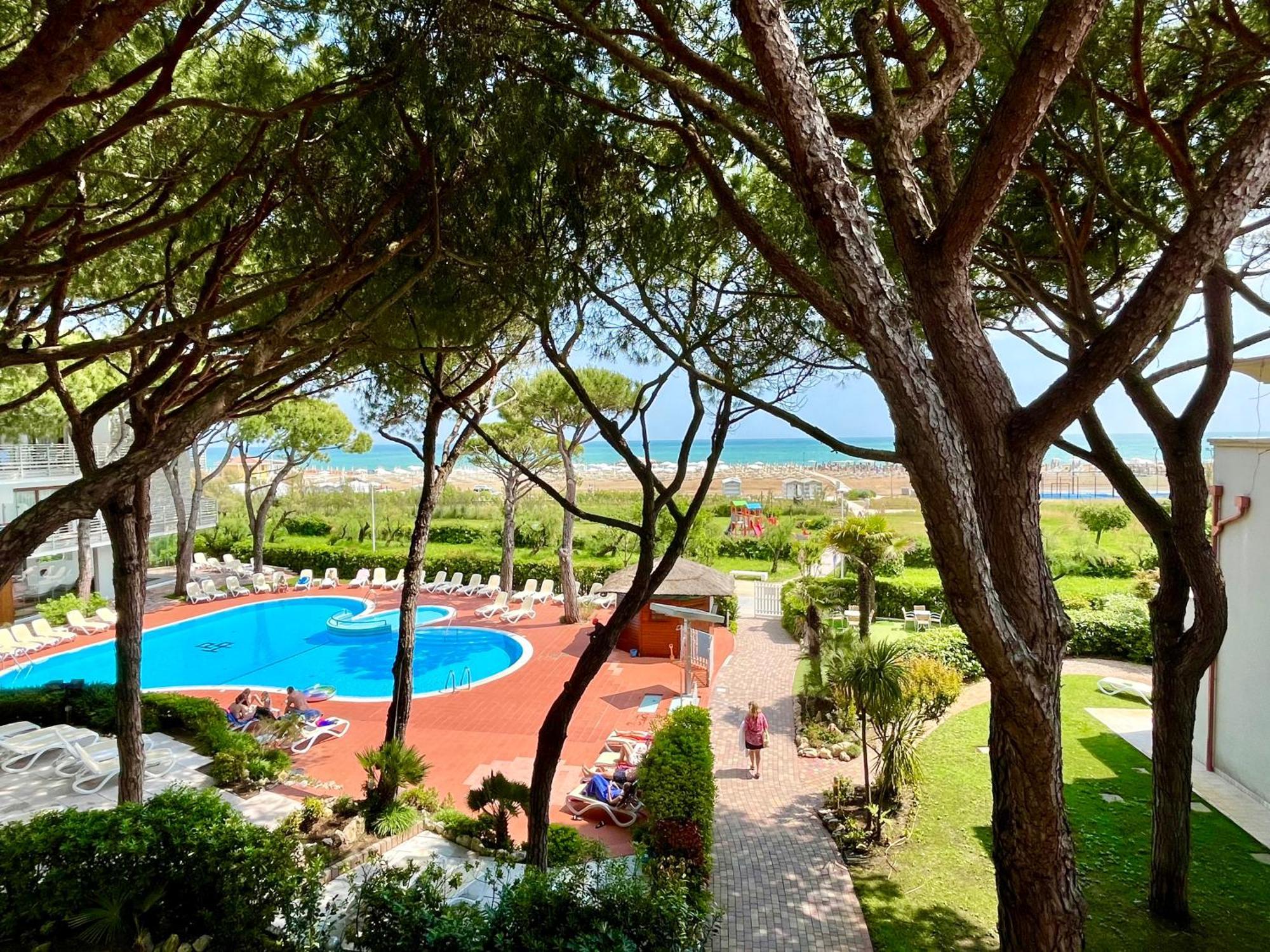 Park Hotel Pineta & Dependance Suite Eraclea Mare Exteriér fotografie